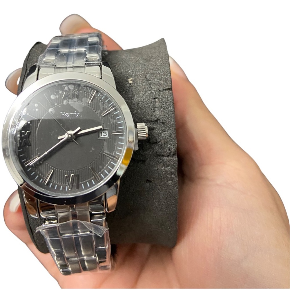 Remix watch for women new with tag